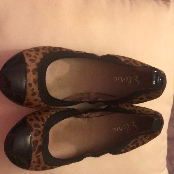 Shoes - Picture 1 of 3